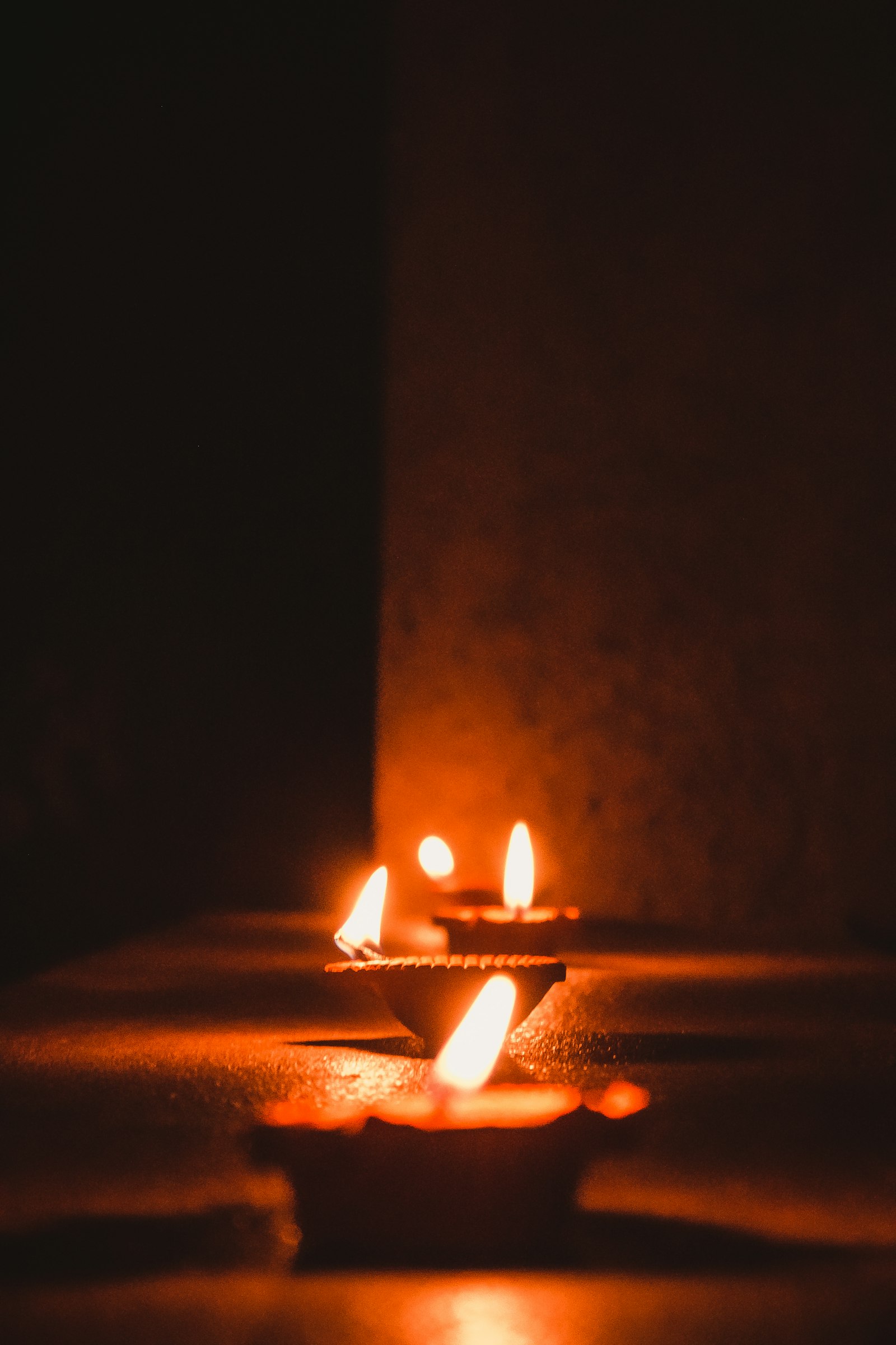 Diya oil lamps — symbols of light and welcome